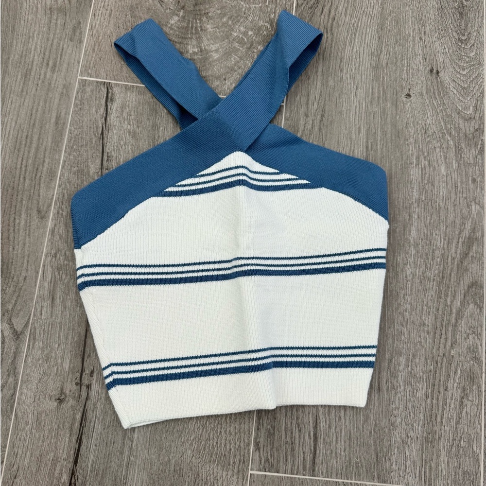 Aritzia Babaton Cross Halter